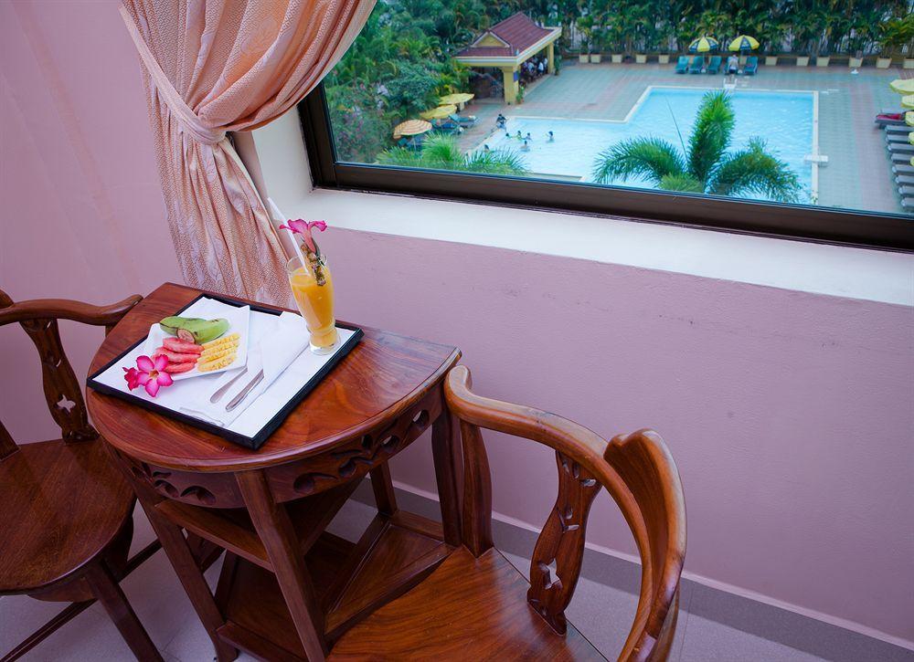 Golden Sand Hotel Sihanoukville Exterior foto